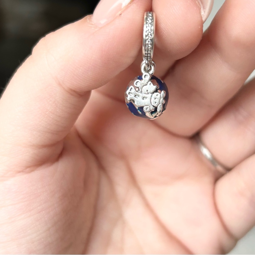 Pandora Mickey Traveling The World Charm